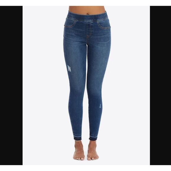 Spanx Size XL Dark Wash Distressed Pull On Raw Hem Skinny Cotton Stretch Jeans - Picture 2 of 8